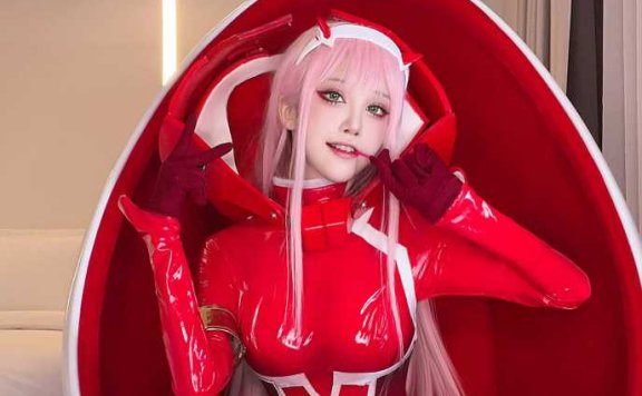 水淼aqua零二COS：完美演绎约塔性感与活力的双重魅力