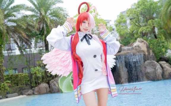 雨波_HaneAme航海王COS：惊艳演绎乌塔的性感与可爱