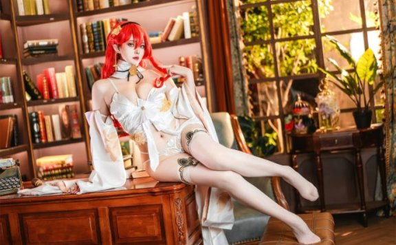 Natsuko夏夏子星穹铁道COS：演绎礼服姬子的性感与优雅