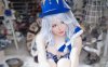 PeachMilky芙宁娜COS：诠释原神女王的性感与神秘气质