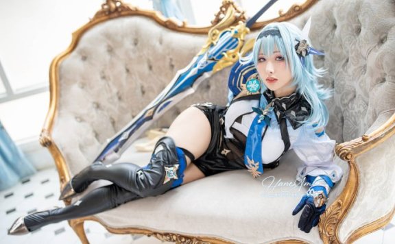 原神雨波_HaneAmeCOS：优菈冷艳与坚韧并存的冰雪魅力