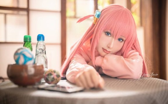 雨波_HaneAme后藤独COS：再现社恐美少女的摇滚魅力！
