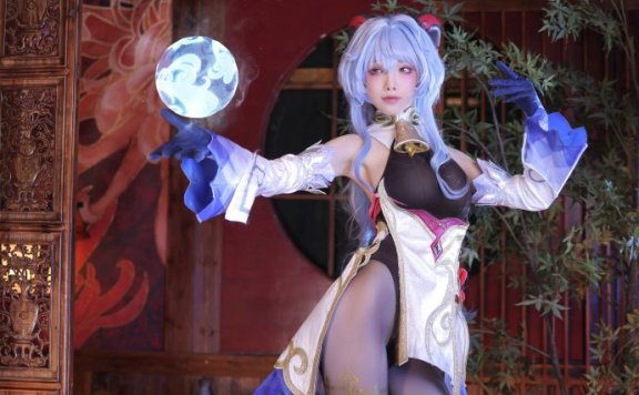 水淼aqua甘雨COS：完美诠释原神璃月秘书的仙气与性感