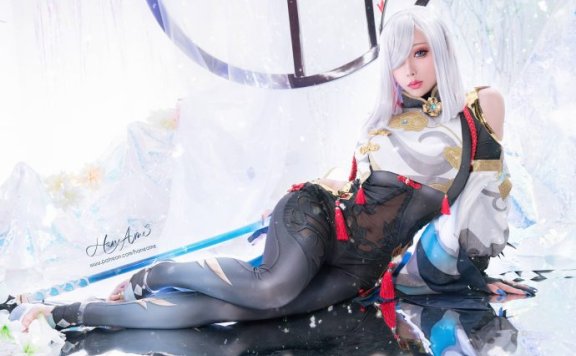 雨波_HaneAme申鹤COS：凡尘中的仙姿，红绳缚心的诱惑