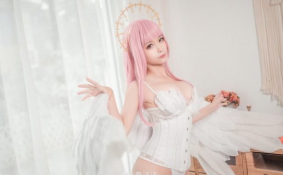 蠢沫沫安琪儿COS：当性感与圣洁相遇，天使也疯狂！