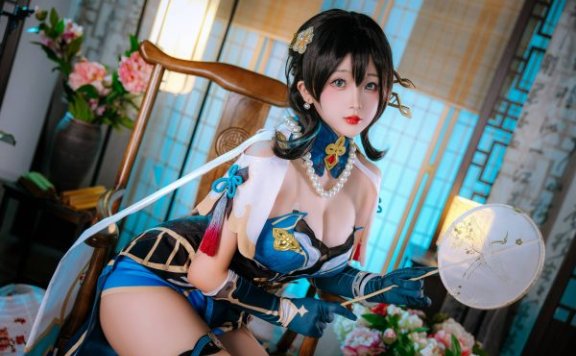崩坏星穹铁道日奈娇COS：完美演绎阮·梅的性感与非凡魅力