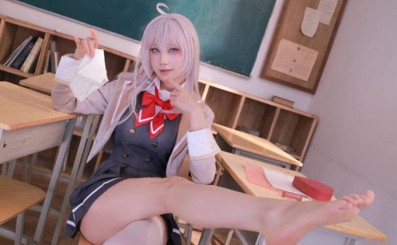 水淼aqua艾莉莎COS：完美诠释邻座艾莉同学的轻语诱惑