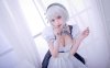 碧蓝航线Shika小鹿鹿COS：演绎女仆版天狼星的性感与温柔