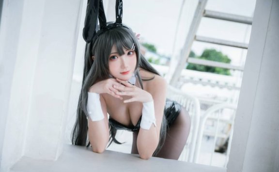 青春猪头少年兔女郎COS：瓜希酱演绎樱岛麻衣的性感冷艳