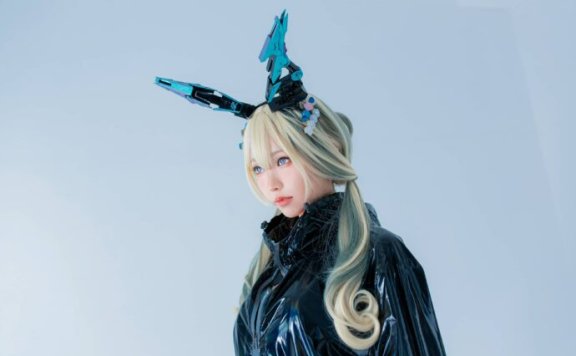 未来战士与梦幻少女的结合：ElyEE子cos卯兎的极致魅力