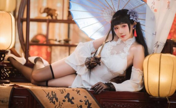 碧蓝航线·瓜希酱COS：完美重现逸仙的性感与古典之美