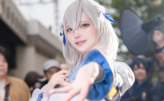 Kumori白银诺艾尔COS：诠释HoloLive女骑士的力量与柔情