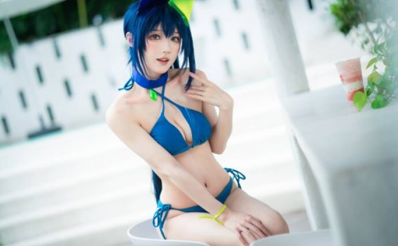 阿包也是兔娘花园COS：碧蓝航线泳装舰娘温柔的夏日邂逅