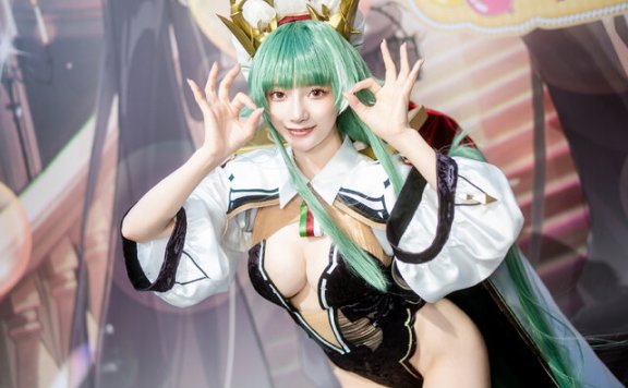 碧蓝航线8周年EXPO:感受到桜井的尊贵完美再现拉斐尔COS