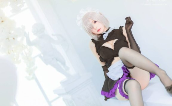 FGO女仆玛修COS:霜月shimo再现忠诚与诱惑的完美平衡