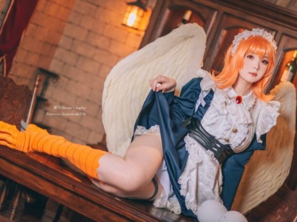 霜月shimo梅朵莉COS：诠释异种族酒馆女神的细腻与温柔