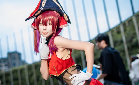 Reo完美演绎Hololive海贼团长宝钟玛琳COS惊艳亮相FFK45