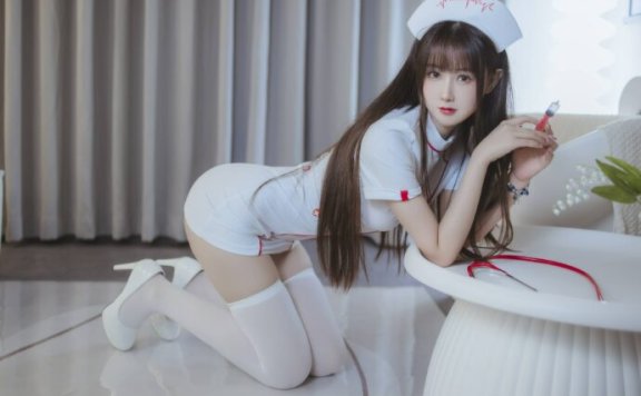 原创·羽生三未护士COS:带来一场视觉与心灵的治愈之旅