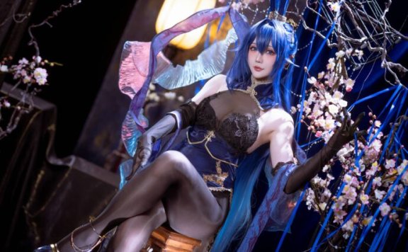 从战舰到舞台：星之迟迟兔女郎新泽西COS魅力与力量共舞