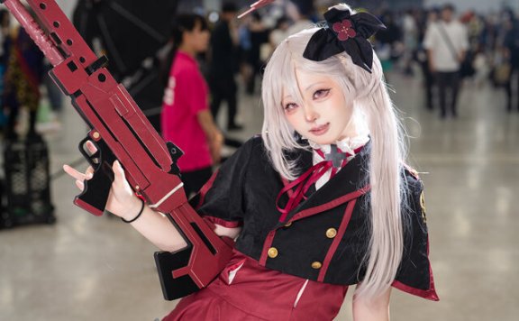 SekaiEruka浅黄睦月COS：妖精气息与调皮魅力让人无法拒绝