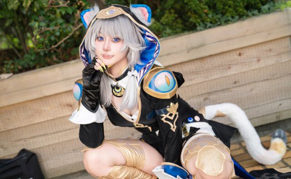 竹林小虎赛飞儿COS亮相ACOSTA!带来猫女魅力与性感气质