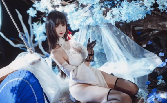 碧蓝航线·羽生三未逸仙COS:东方优雅与现代性感的融合