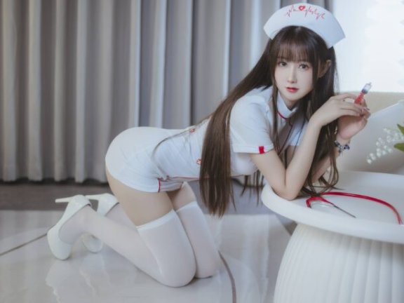 原创·羽生三未护士COS：带来一场视觉与心灵的治愈之旅