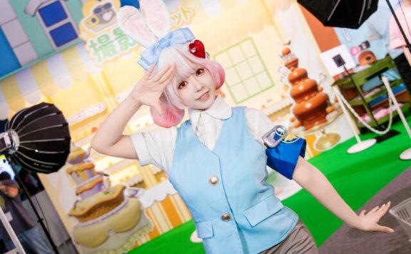 温柔治愈席卷TGS：肃雨安妮COS成东京电玩展2025最热话题