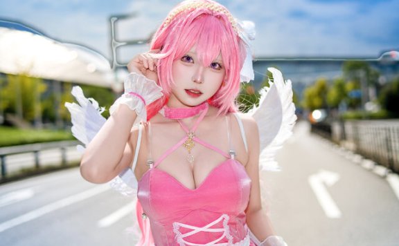 从甜美到心机:Reo演绎胜利女神妮姬桃乐丝COS惊艳全场