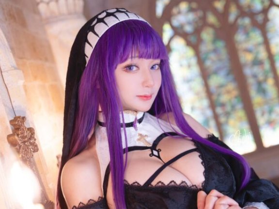 幻境中的魔法使：Machi馬吉COS再现葬送芙莉莲菲伦的优雅