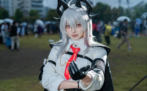 沉浸式体验的诠释：su冬コミ在池袋万圣节呈现鸣潮赞妮COS