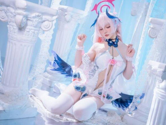 反差感的完美体现:星之迟迟高还原度COS下江小春之魅力