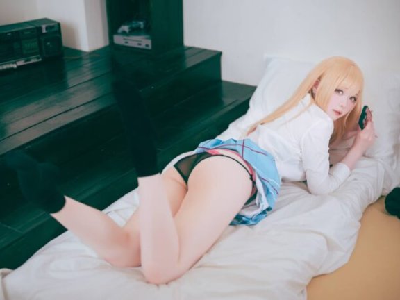 一眼心动！霜月shimo喜多川海梦cos自信与活力的完美具象化