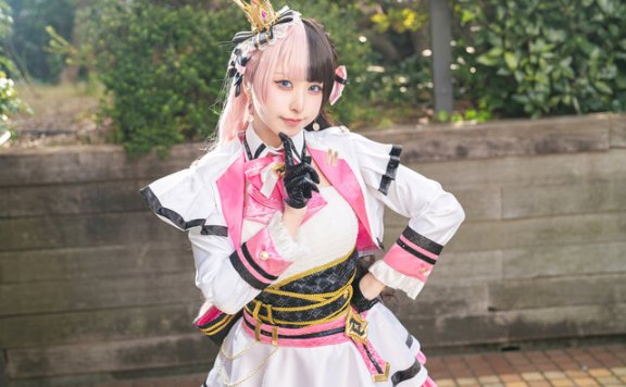 VSPO！白藍hani橘雏乃COS：心动迷你裙偶像造型甜度爆表