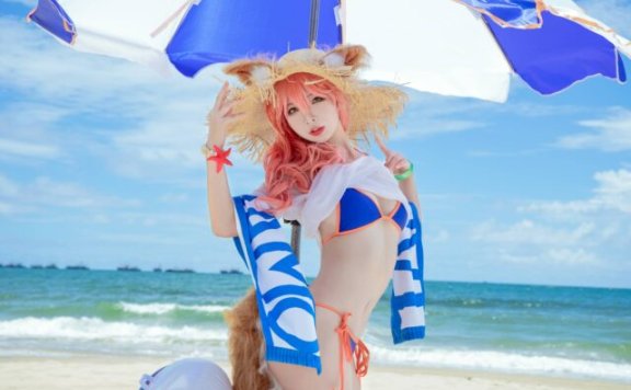 FGO海风下的贤妻狐：yuuhui玉汇COS泳装玉藻前的夏日魅力