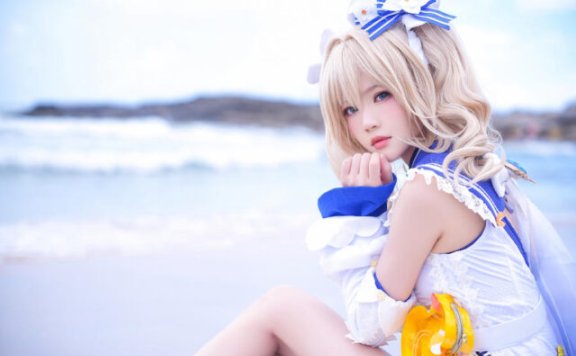桜桃喵芭芭拉COS｜海风中的水元素偶像降临现实原神芭芭拉