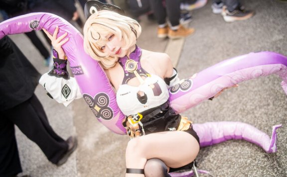 绝区零伊德海莉COS：火火ka_f现场还原度与镜头表现力拉满