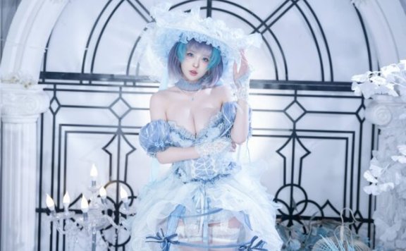 清水由乃柴郡cos赏析｜碧蓝航线废稿礼服版，蓝白梦境感拉满