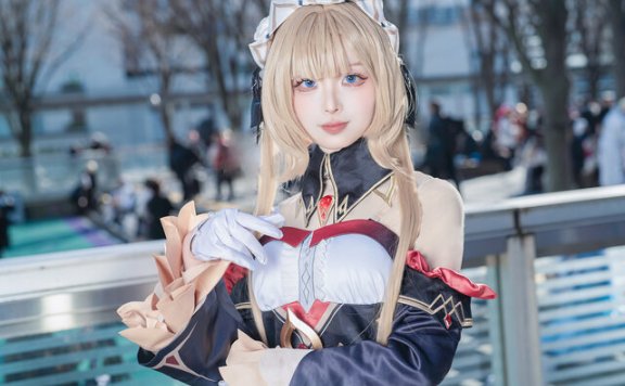 夢乃音Suzu桑多涅COS：演绎原神方丹风礼服下的优雅魅力