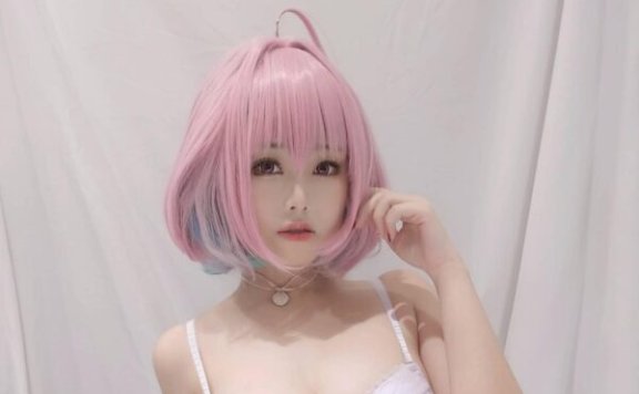 蜜汁猫裘偶像大师COS：演绎女仆版梦见璃亚梦的俏皮与温婉