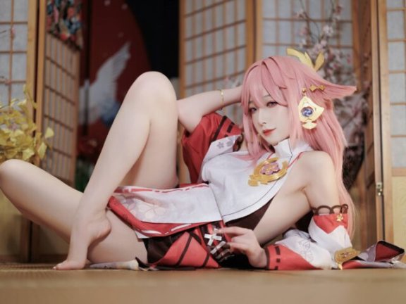 浮生狐影影寂鸣神:封疆疆v八重神子COS神性与妖性的交织