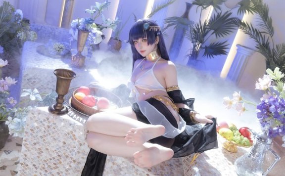 屿鱼Yukako舞娘吾妻COS:碧蓝航线异域舞姿与梦幻光影交织