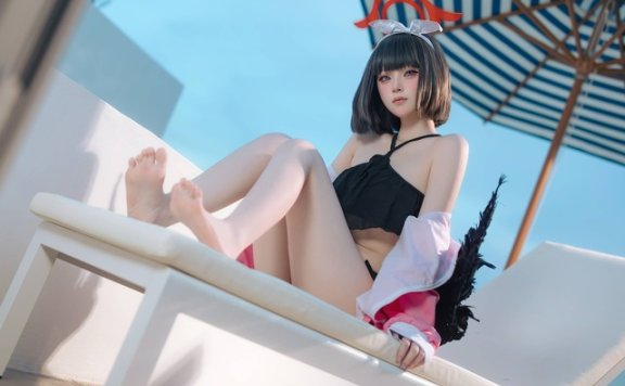 屿鱼Yukako静山真白COS视觉：诠释泳装清冷少女的夏日氛围