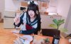 miko酱ww黑白女仆COS：厨房光影与二次元双马尾甜美碰撞