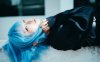 从二次元到电影感街拍：蠢沫沫蓝调少女COS摄影高级感拉满