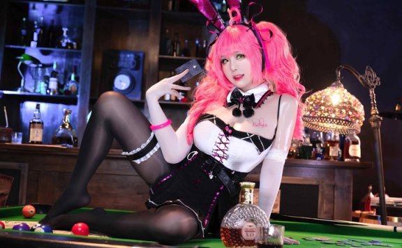miko酱ww兔女郎COS：兔耳造型演绎甜美与魅惑并存的魅力