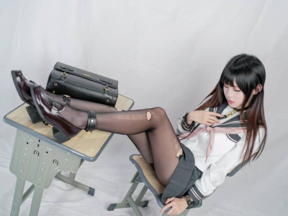 放学后的教室私语|miko酱wwJK制服COS把反差感拿捏透了