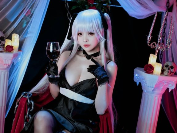 miko酱ww篝之雾枝COS|演绎古堡王座上礼服版吸血鬼贵族